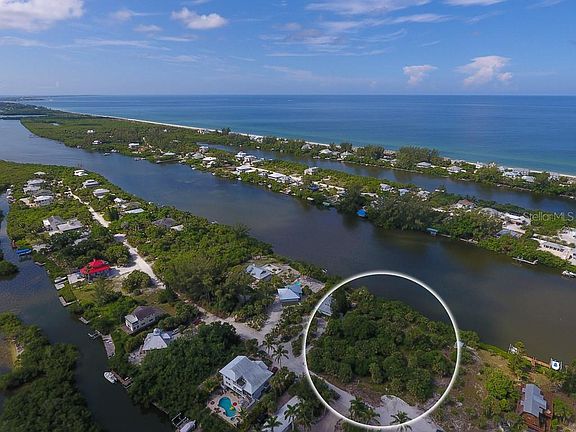 2nd image of 271 Kettle Harbor Dr