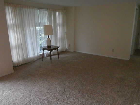 2nd image of 1143 Western Ln