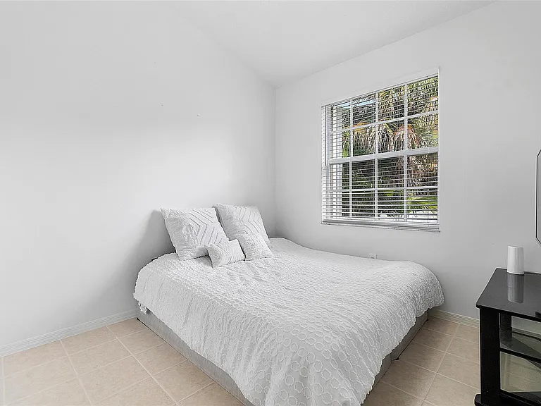 5385 NW 124th Way — Photo 11