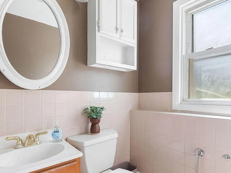 23527 W Anderson St — Photo 11