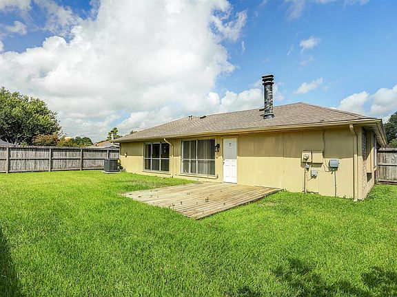 4th image of 10824 Mesquite Dr