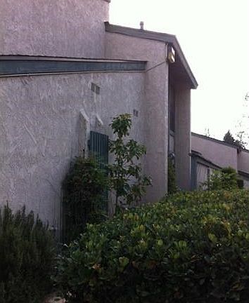 2nd image of 827 S Mountain Ave