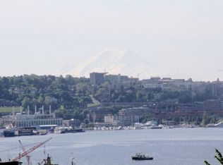 3815 Whitman Ave N, Seattle, WA 98103