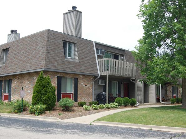 1421 S Carriage Ln #1421