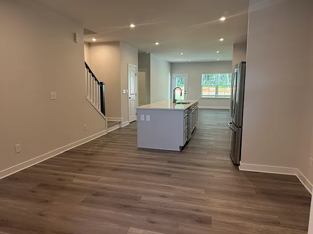 11106 Emerson Landing Dr — Photo 3