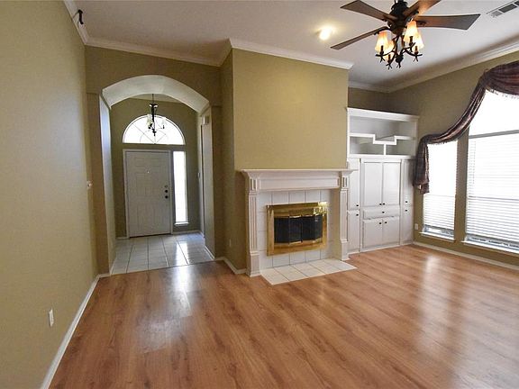 3rd image of 7016 Goldenrod Dr