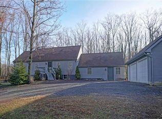 431 Shady Oaks Dr W, Saylorsburg, PA 18353