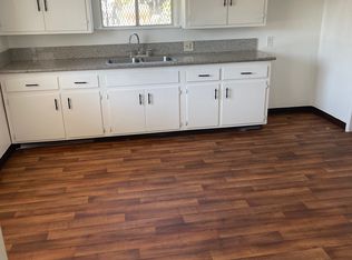 1423 W 104th St, Los Angeles, CA 90047