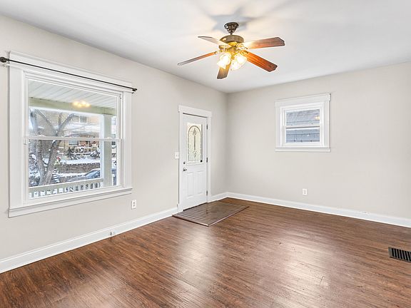 4th image of 1913 Glenway Ave
