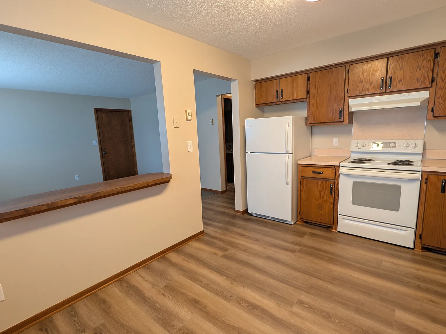 2 bed, 850 sqft, $1,395 — Photo 3