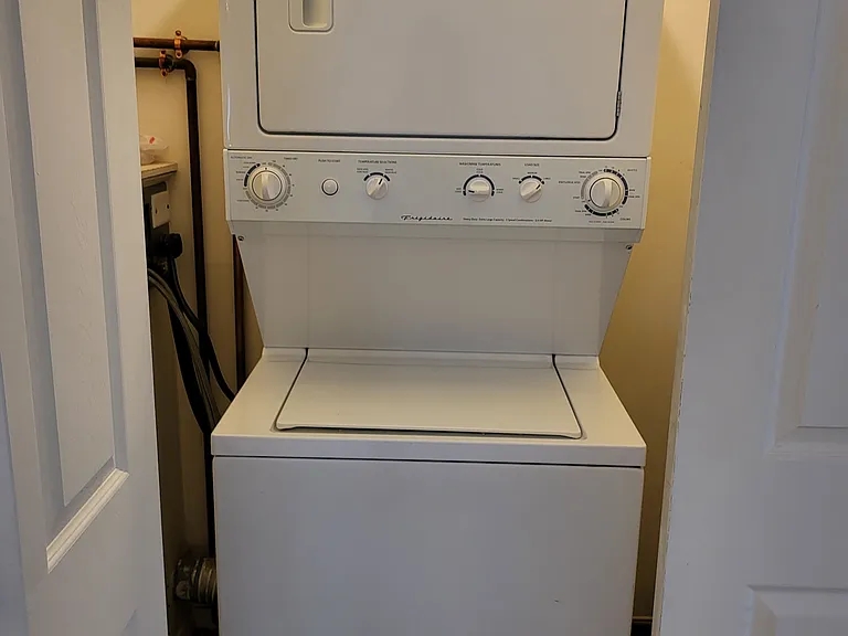P2 Grandview Dr #P2 — Photo 10