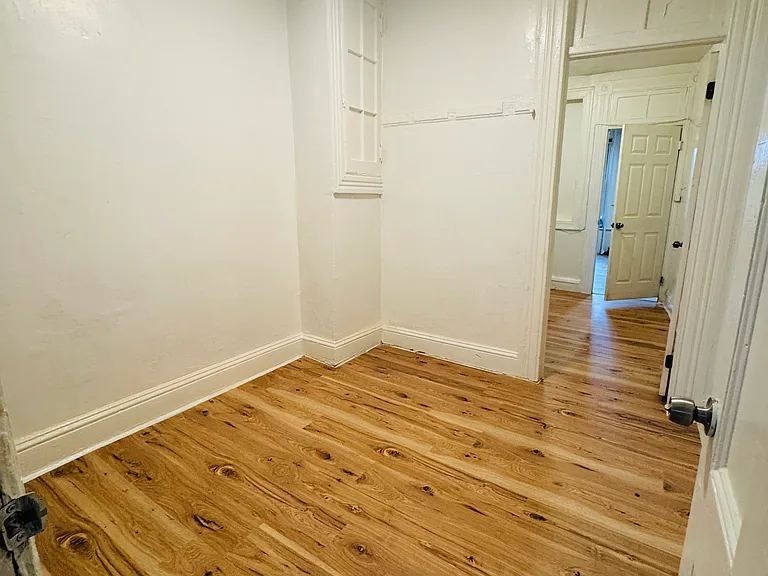 88 Jordan Ave #6 — Photo 5