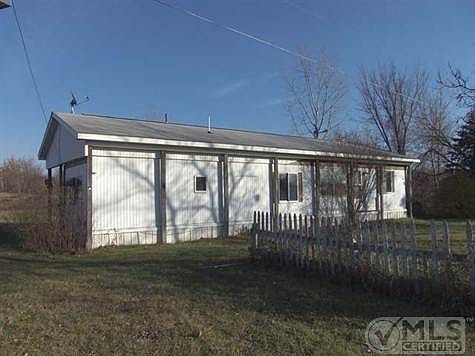 7142 Middle Road, Hope, MI