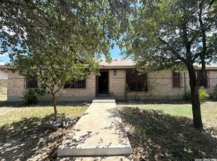 3927 Clavel St, Eagle Pass, TX 78852
