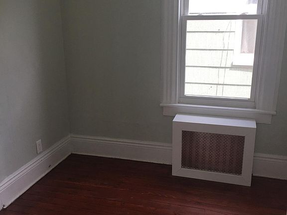 2nd image of 10216 91st Ave #2