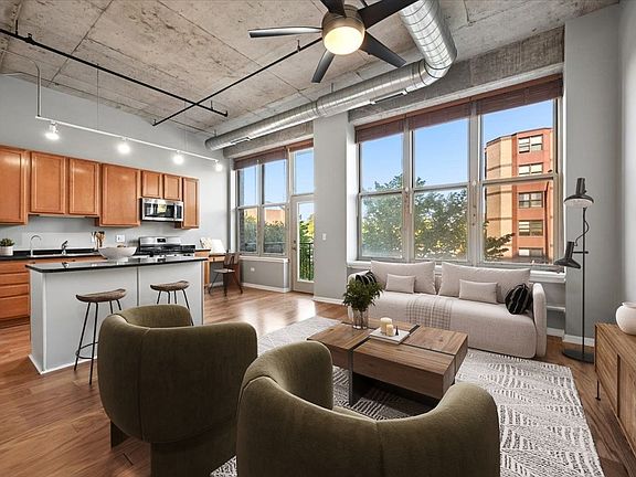 4th image of 6 S Laflin St APT 304