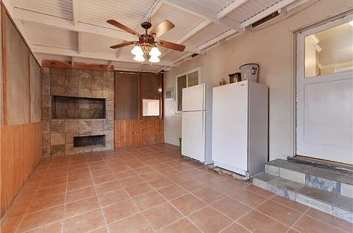 4th image of 3570 Mauricia Ave