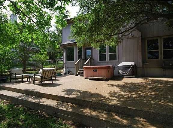 3rd image of 8010 Landsman Dr