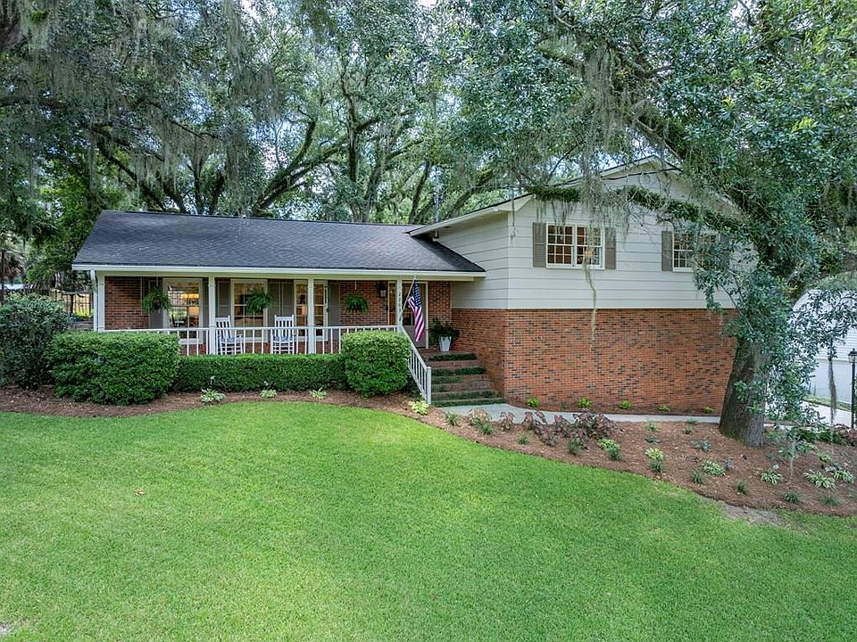 1st image of 2203 N Sherwood Dr