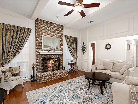 4th image of 3708 Galloway Ln