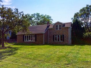 4N236 8th Ave, Addison, IL 60101