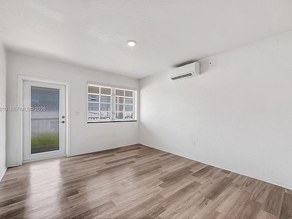 2nd image of 570 NE 68th St #1