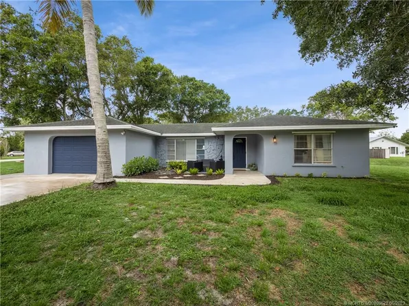301 SW De Gouvea Ter, Port Saint Lucie, FL 34984