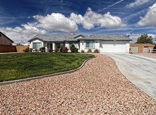 13582 Bordeaux Ct, Apple Valley, CA 92308