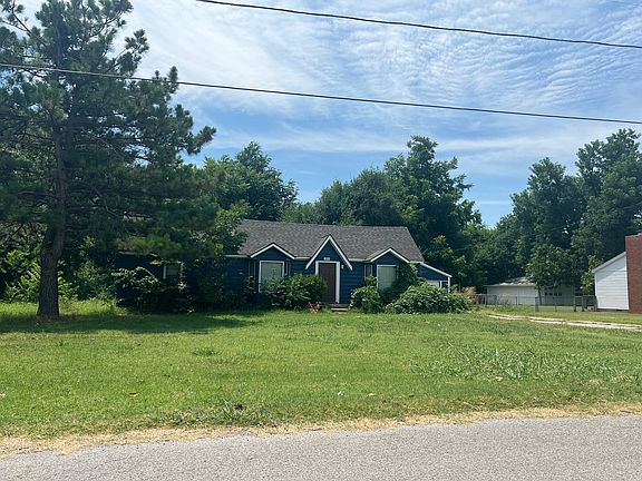 2nd image of 3928 Prairie Ln