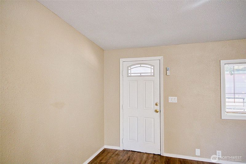 4th image of 700 N Reed Street #6