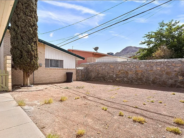 Morningside Cir — Photo 27