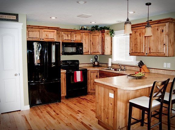 3rd image of 2855 Mary Dr