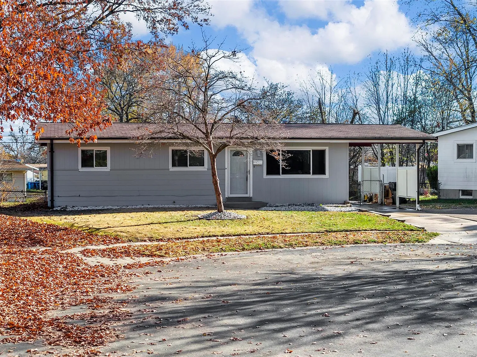 1340 Parakeet Ln photo 1