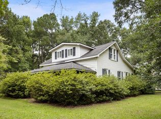 569 John Gatlin Rd, Bonneau, SC 29431