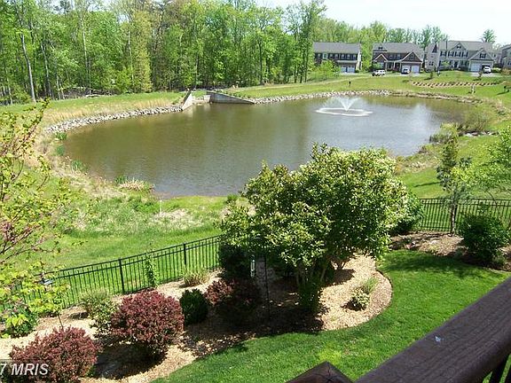 3rd image of 44092 Riverpoint Dr