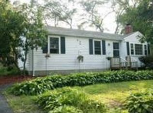 17 Arboretum Rd, Plymouth, MA 02360
