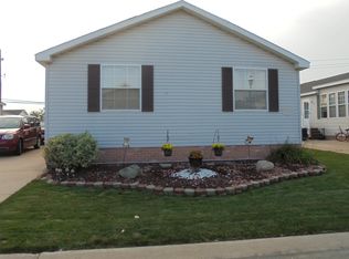45365 Marquette Dr, Macomb, MI 48044