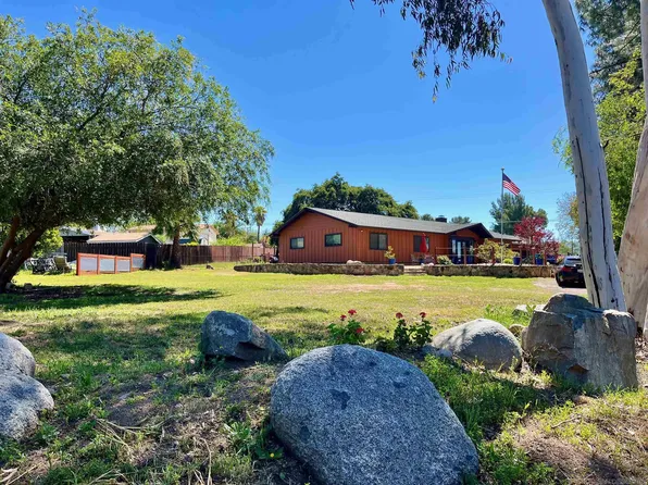 2824 Scenic View Rd, Alpine, CA 91901