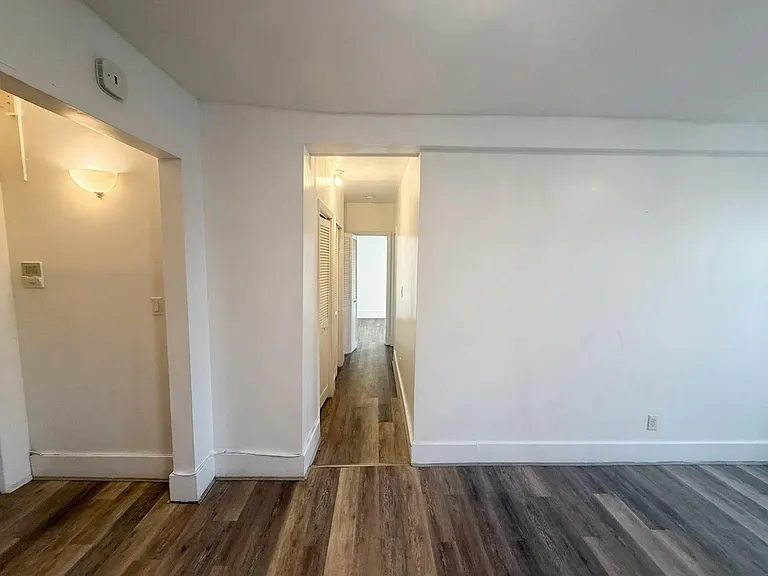720 Warren St #2 — Photo 6