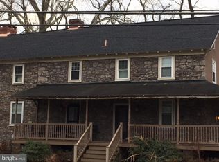 1424 E Main St, Douglassville, PA 19518