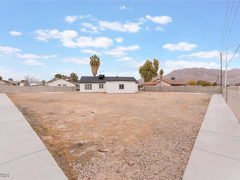 5731 Hazen Ct, Las Vegas, NV 89110 | Zillow