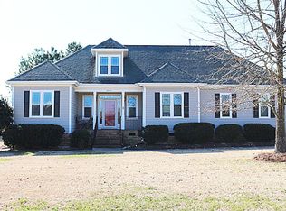 3551 Bainford Dr, Fuquay Varina, NC 27526