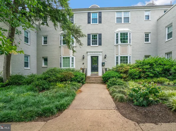 806 S Arlington Mill Dr APT 301, Arlington, VA 22204