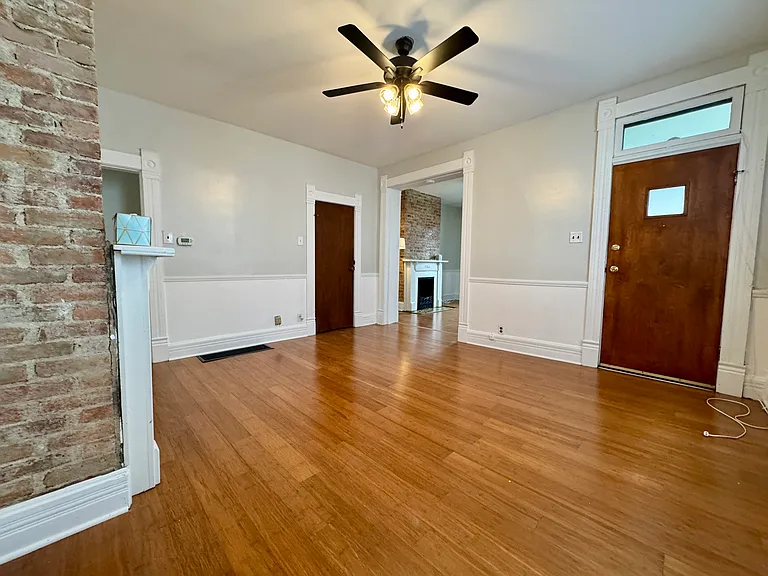 121 Chicago Ave — Photo 12