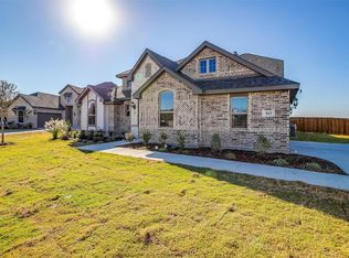842 Deleon Dr, Midlothian, TX 76065