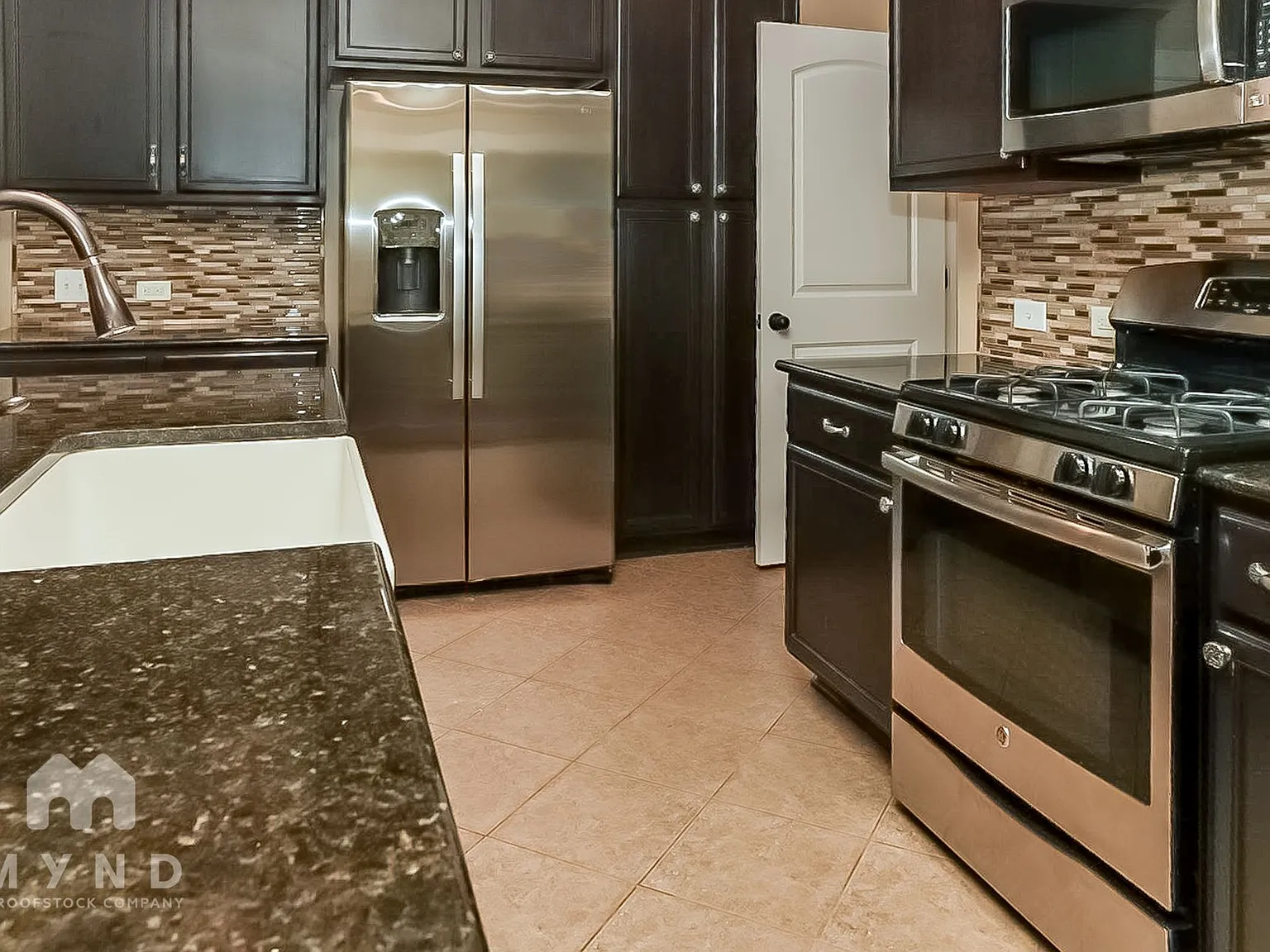 2 bed, 3.0 bath, 1753 sqft, $3,145 — Photo 4