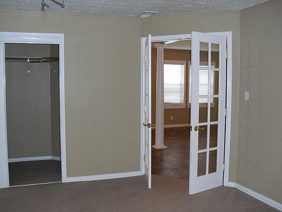 3rd image of 114 Barracuda Ave