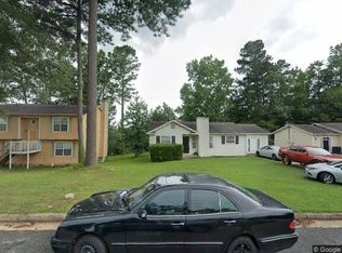 2820 Robinson Wood Dr, Riverdale, GA 30296