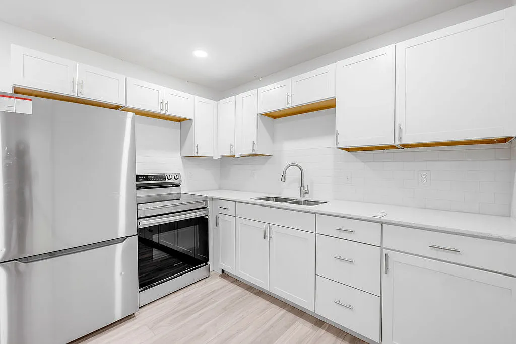 2 bed, 896 sqft, $799 — Photo 4