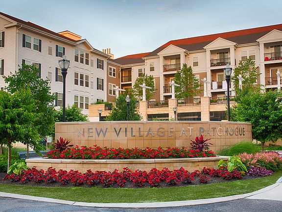 3rd image of 1 Village St #5-306